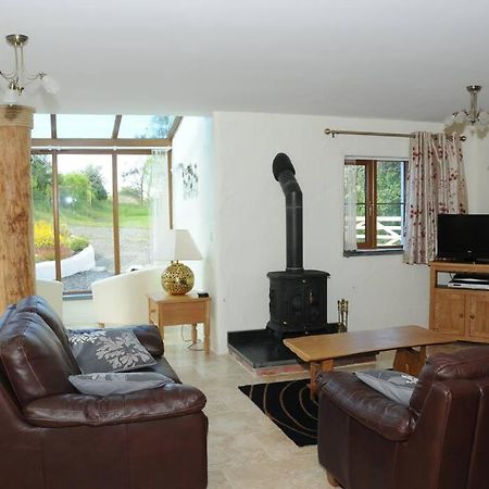 Ty-Hapus Cottage Jordanston Bagian luar foto